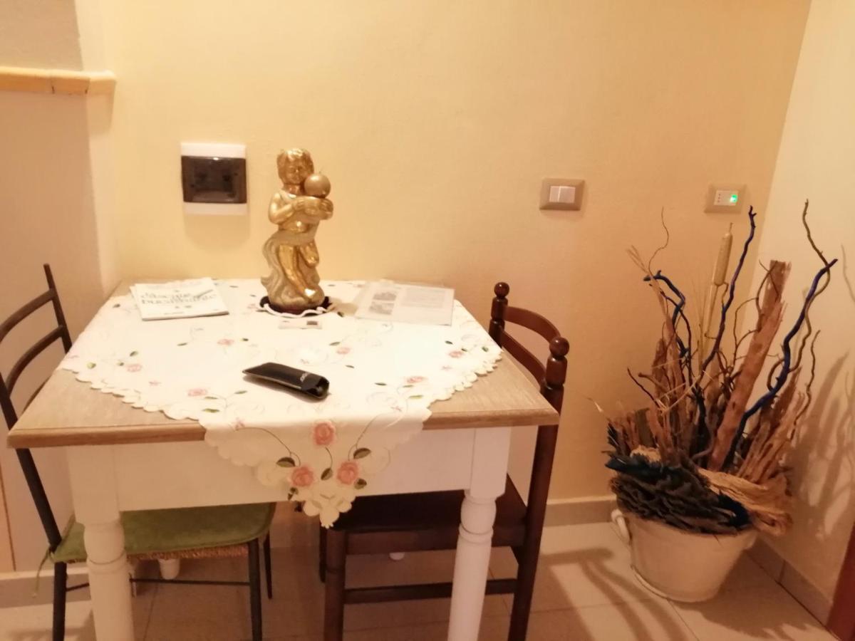 B&B San Nicola Serramazzoni Екстериор снимка