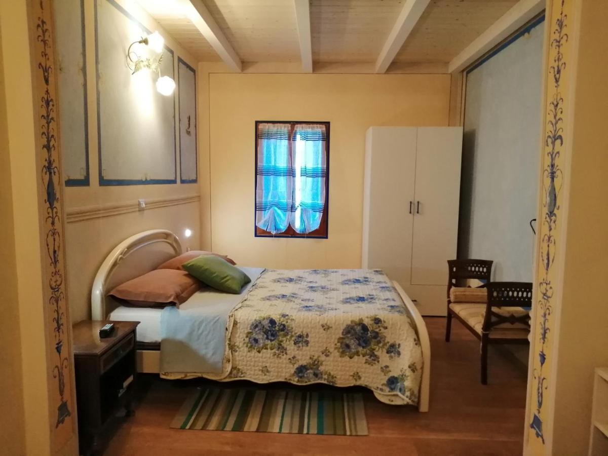 B&B San Nicola Serramazzoni Екстериор снимка