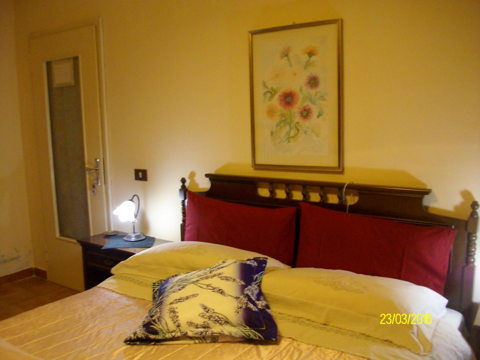 B&B San Nicola Serramazzoni Екстериор снимка